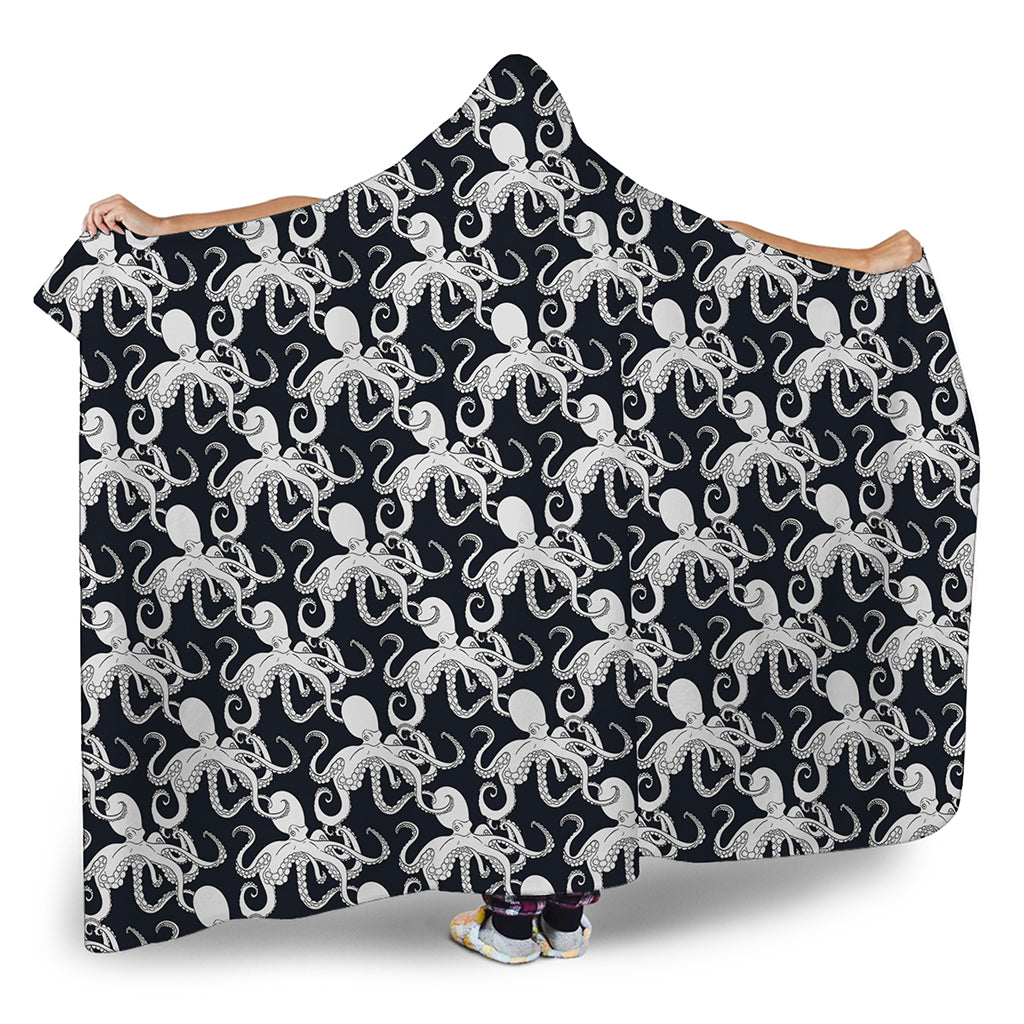 Black And White Octopus Pattern Print Hooded Blanket