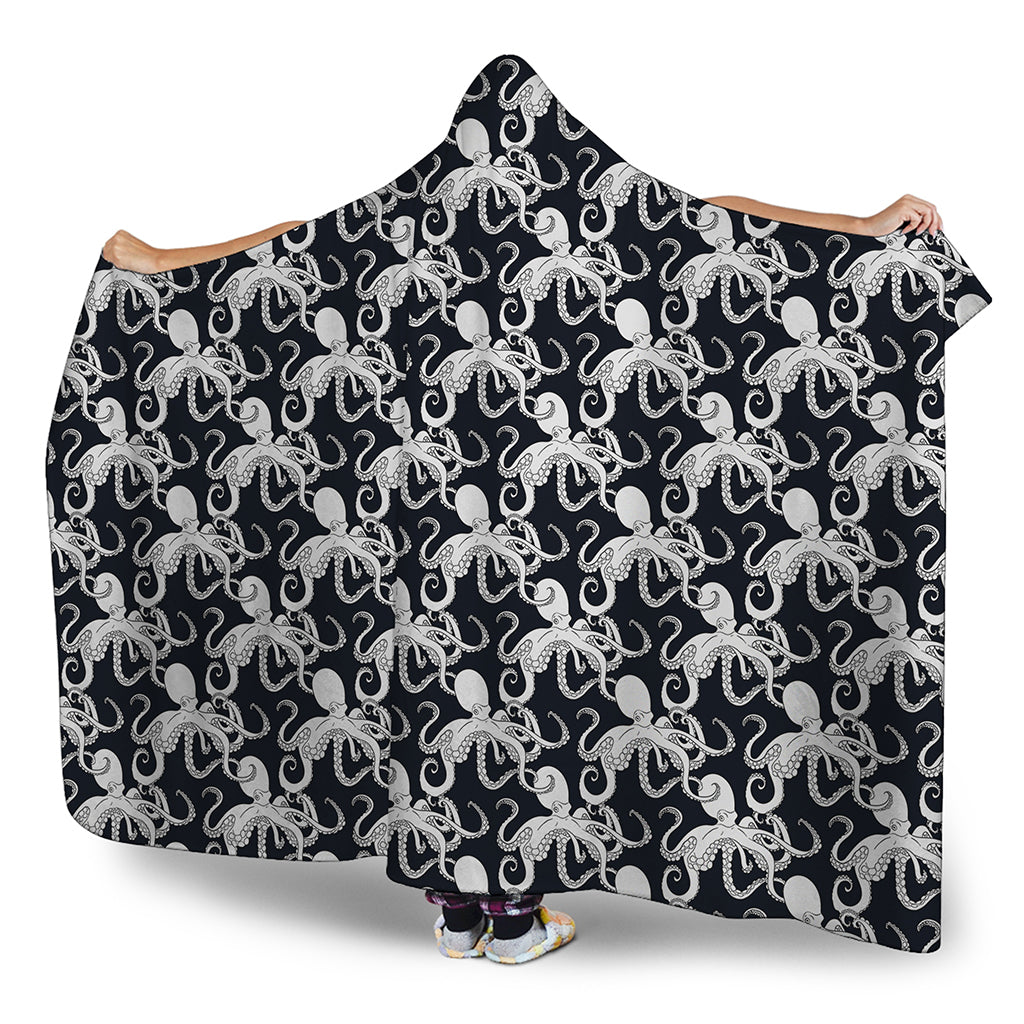 Black And White Octopus Pattern Print Hooded Blanket