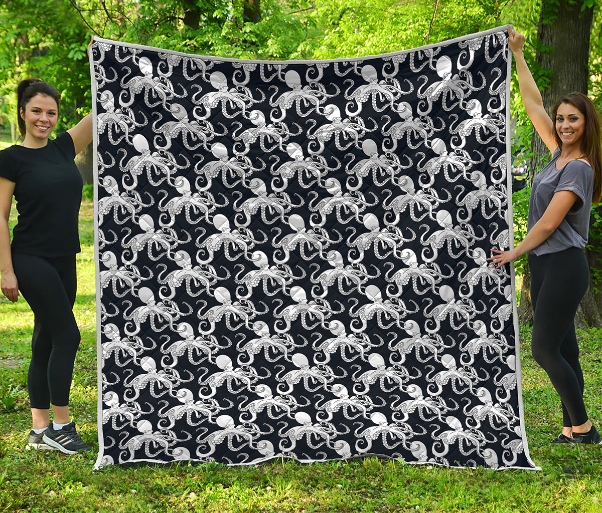 Black And White Octopus Pattern Print Quilt