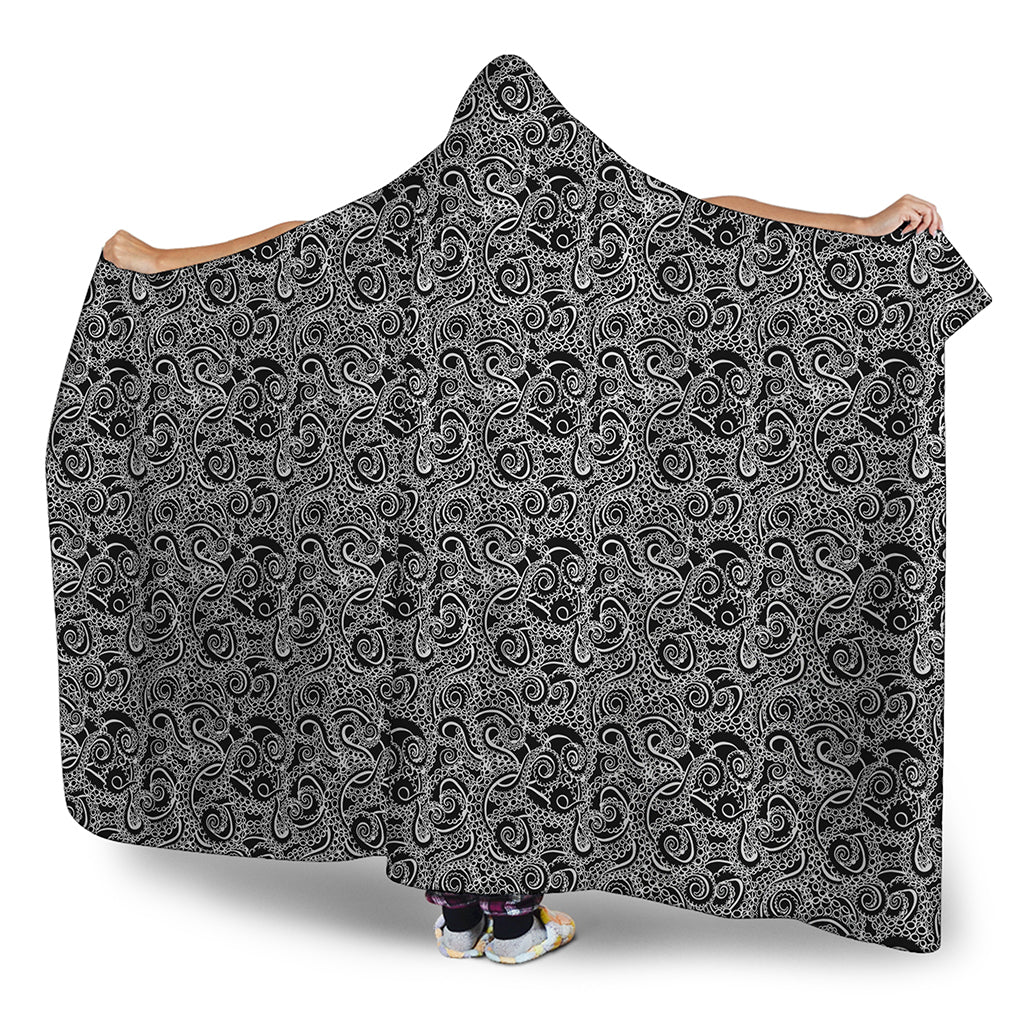 Black And White Octopus Tentacles Print Hooded Blanket