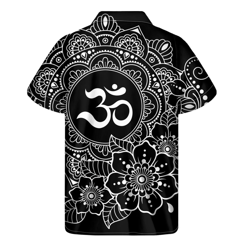 Black And White Om Print Men's Short Sleeve Shirt