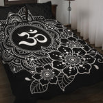 Black And White Om Print Quilt Bed Set