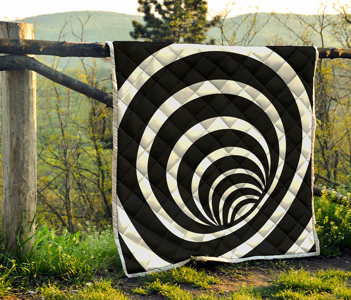 Black And White Optical Illusion Print Quilt