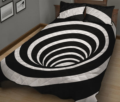 Black And White Optical Illusion Print Quilt Bed Set