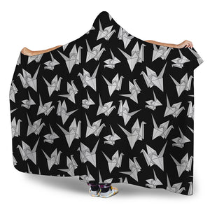 Black And White Origami Pattern Print Hooded Blanket