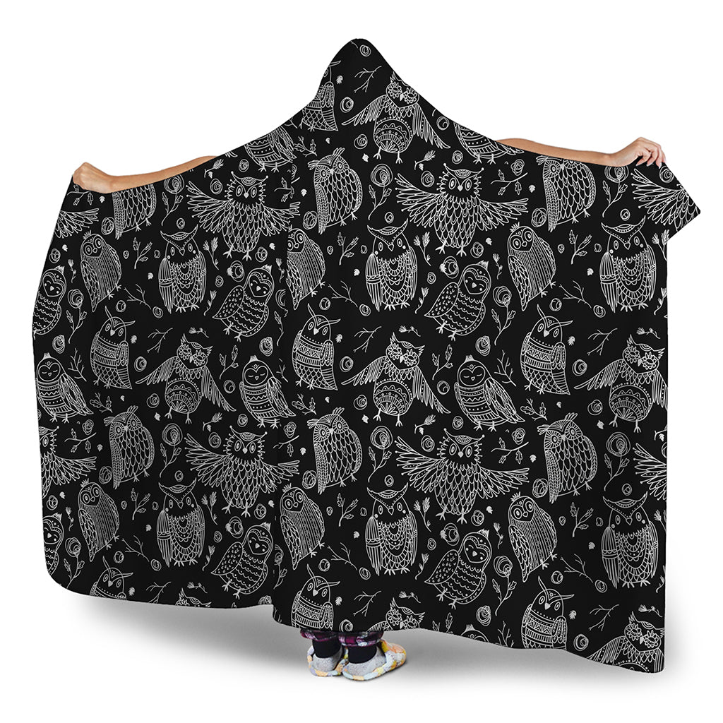 Black And White Owl Pattern Print Hooded Blanket