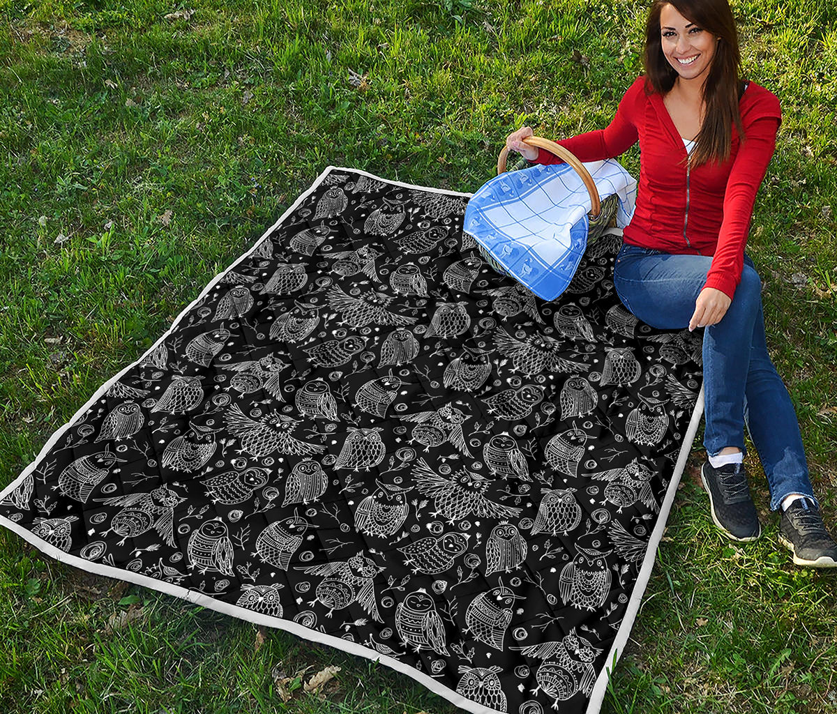 Black And White Owl Pattern Print Quilt