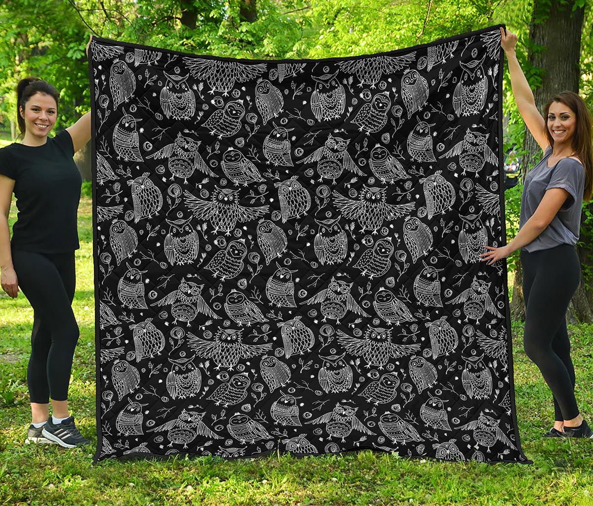 Black And White Owl Pattern Print Quilt