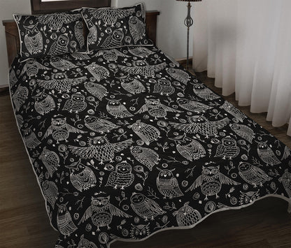 Black And White Owl Pattern Print Quilt Bed Set