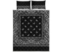Black And White Paisley Bandana Print Quilt Bed Set