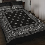 Black And White Paisley Bandana Print Quilt Bed Set
