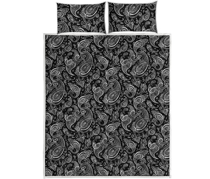Black And White Paisley Pattern Print Quilt Bed Set