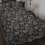 Black And White Paisley Pattern Print Quilt Bed Set