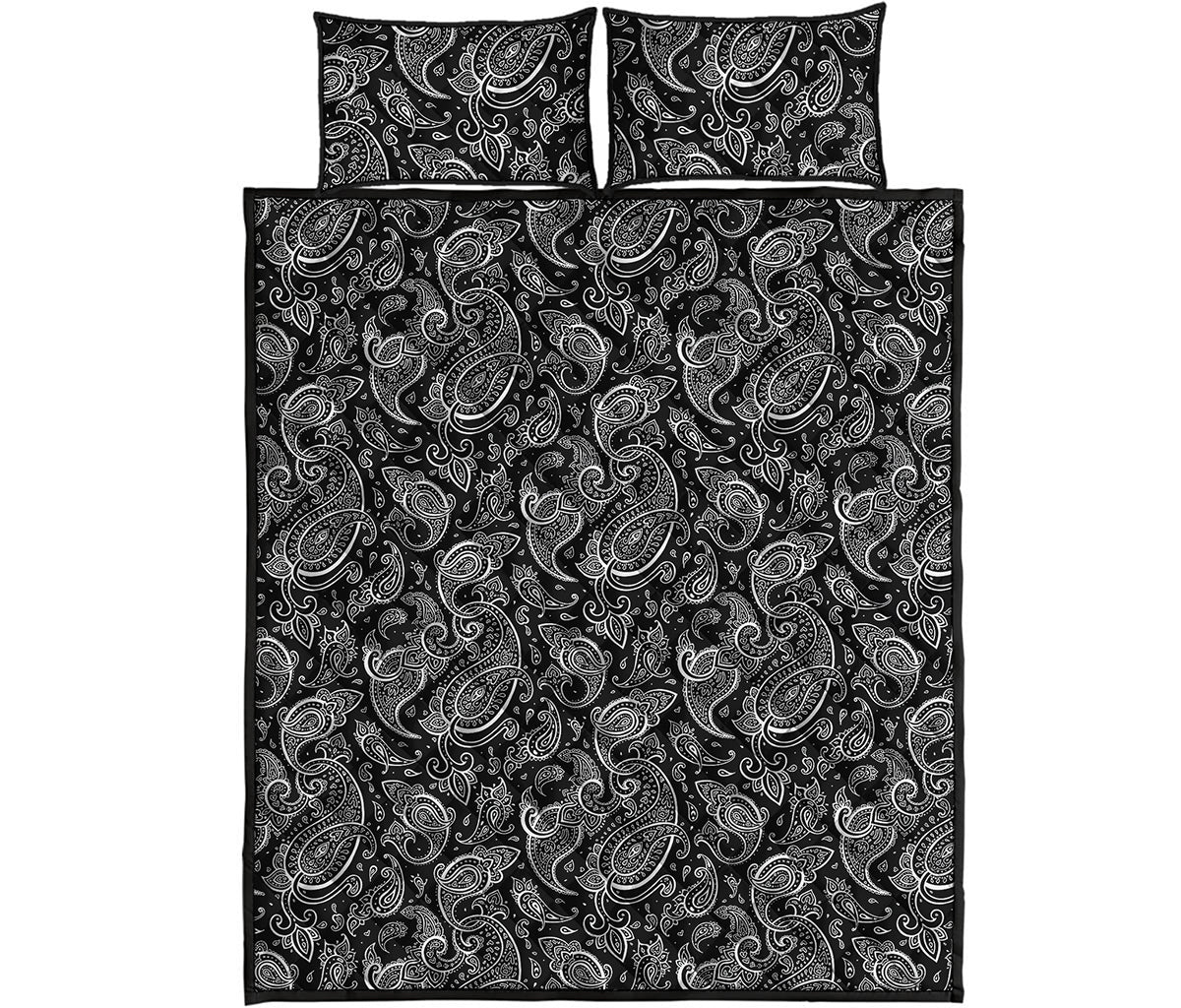 Black And White Paisley Pattern Print Quilt Bed Set