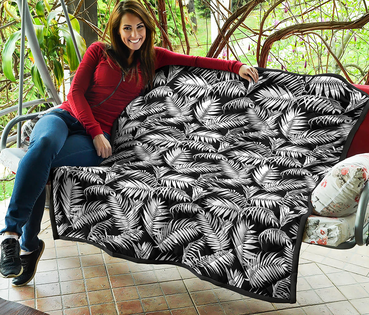 Black And White Palm Leaves Print Quilt