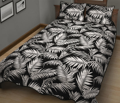 Black And White Palm Leaves Print Quilt Bed Set