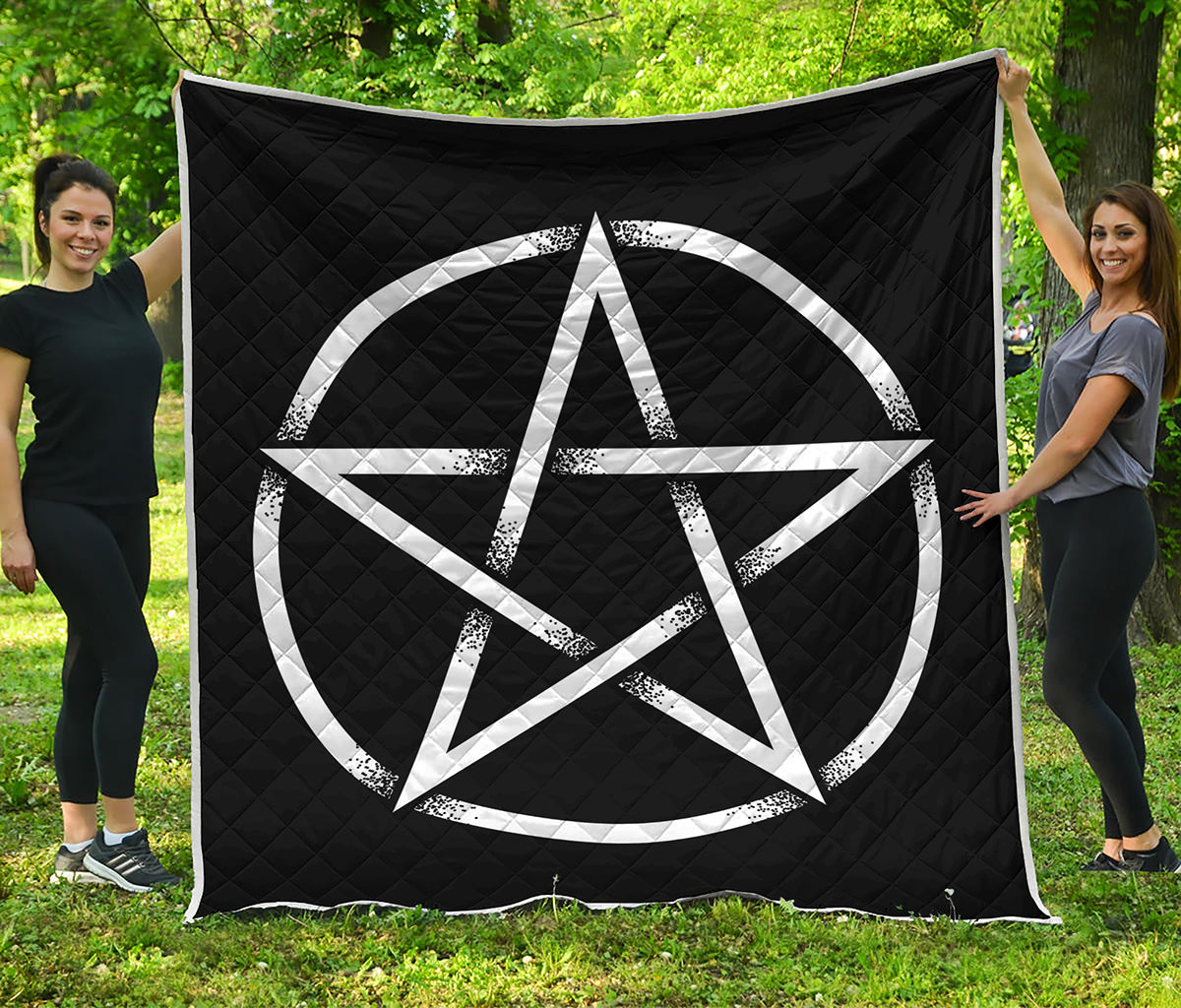 Black And White Pentagram Symbol Print Quilt