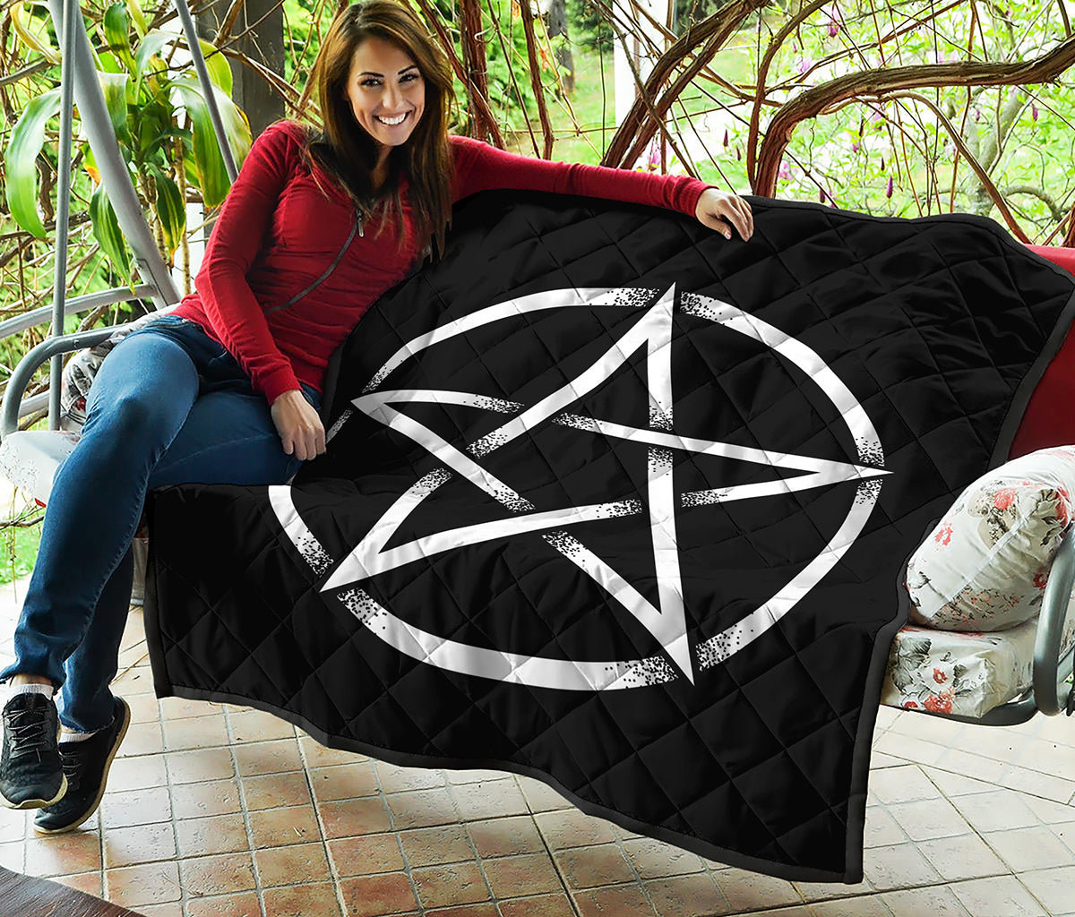 Black And White Pentagram Symbol Print Quilt