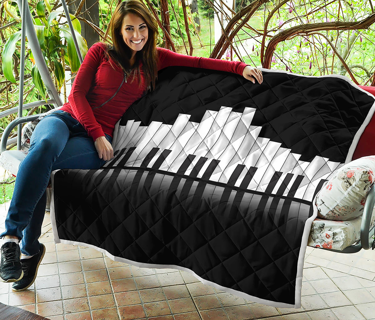 Black And White Piano Keyboard Print Quilt