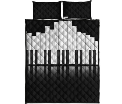 Black And White Piano Keyboard Print Quilt Bed Set