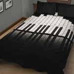 Black And White Piano Keyboard Print Quilt Bed Set