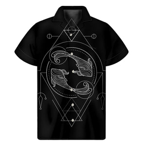 Black And White Pisces Sign Print Men's Short Sleeve Shirt