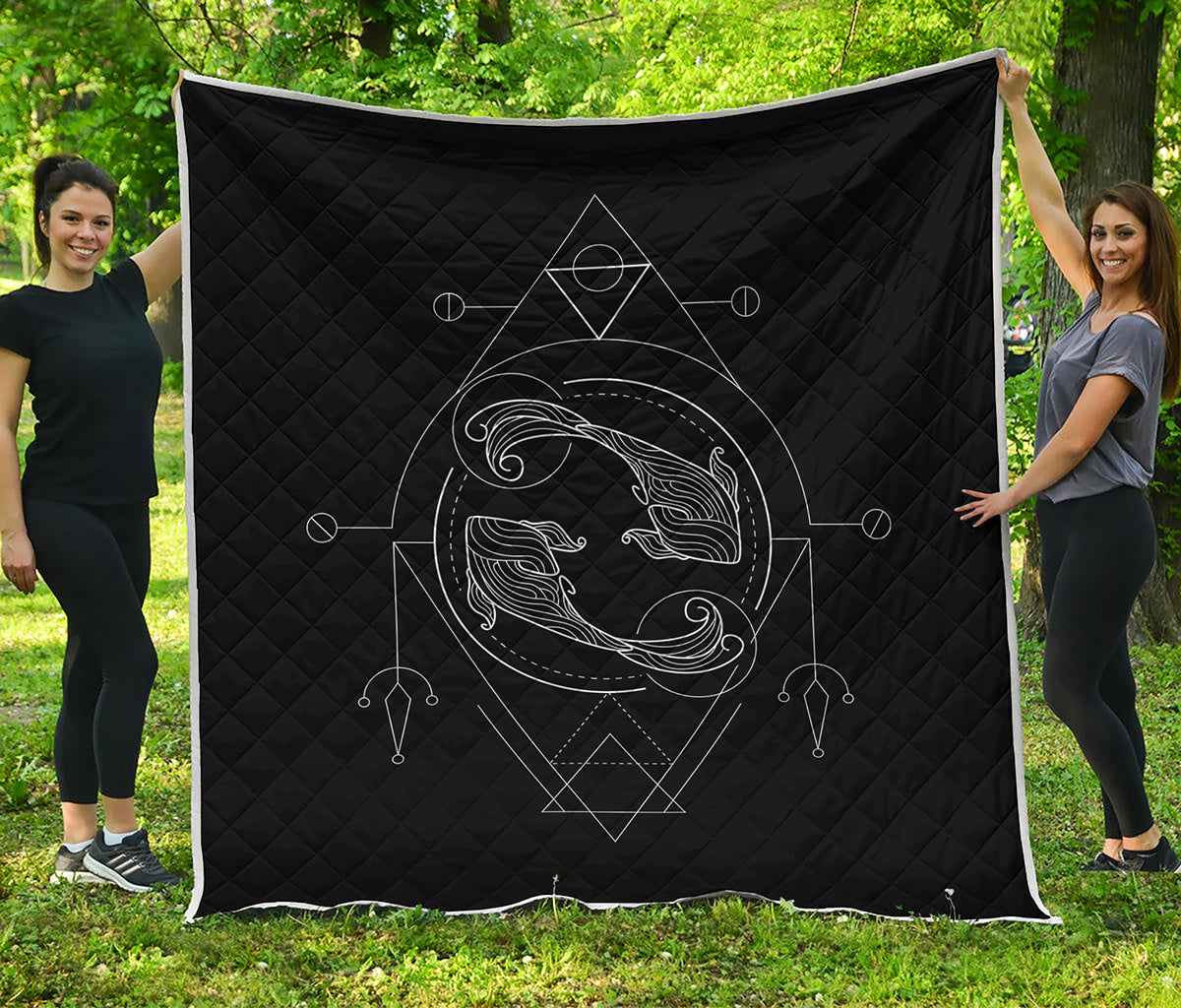 Black And White Pisces Sign Print Quilt