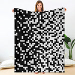 Black And White Pixel Pattern Print Blanket