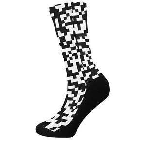 Black And White Pixel Pattern Print Crew Socks