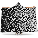 Black And White Pixel Pattern Print Hooded Blanket