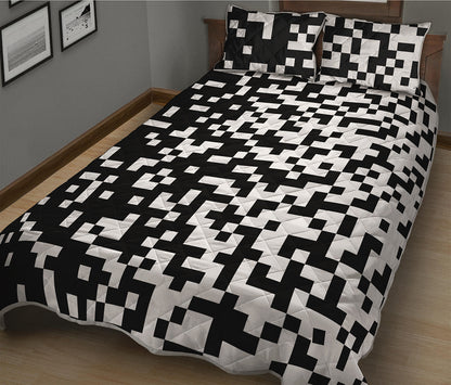 Black And White Pixel Pattern Print Quilt Bed Set