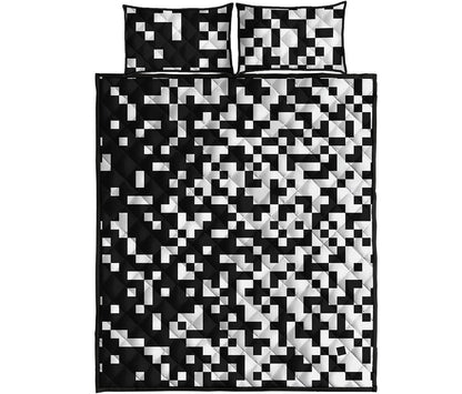Black And White Pixel Pattern Print Quilt Bed Set