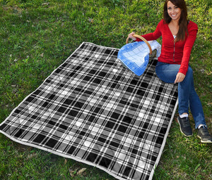 Black And White Plaid Pattern Print Quilt