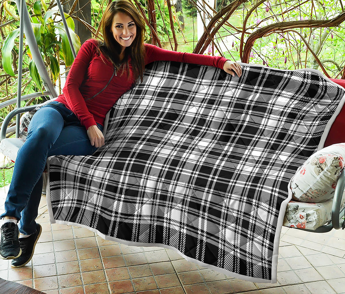 Black And White Plaid Pattern Print Quilt