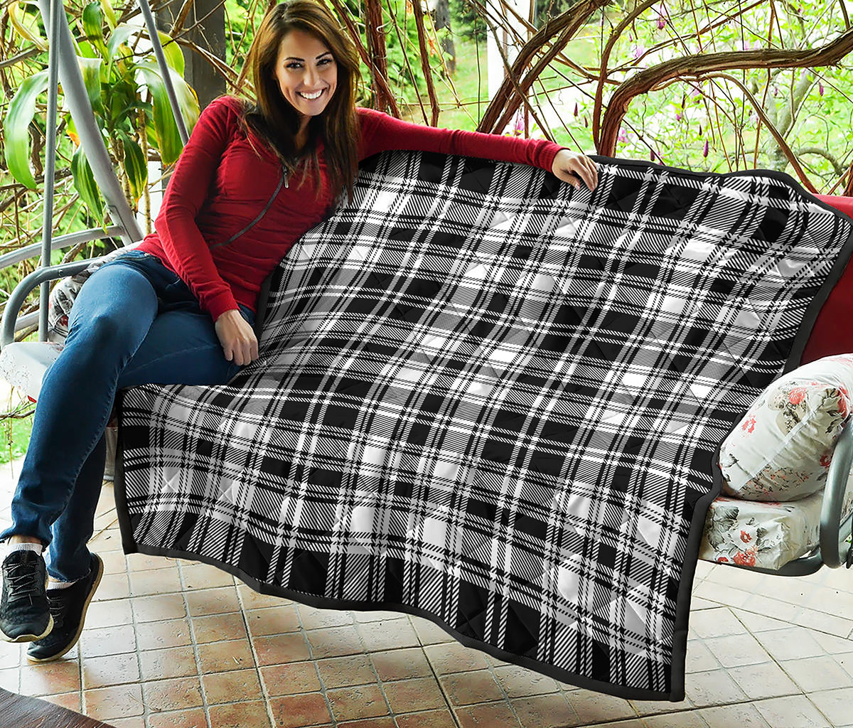 Black And White Plaid Pattern Print Quilt