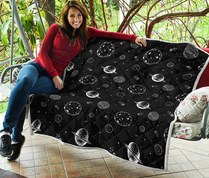 Black And White Planets Pattern Print Quilt