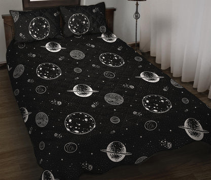 Black And White Planets Pattern Print Quilt Bed Set