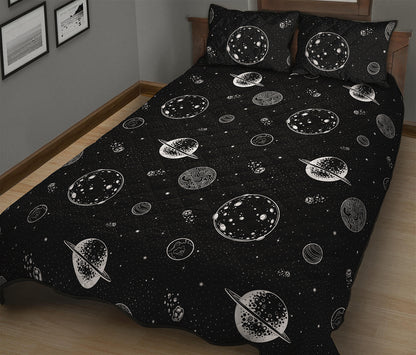 Black And White Planets Pattern Print Quilt Bed Set