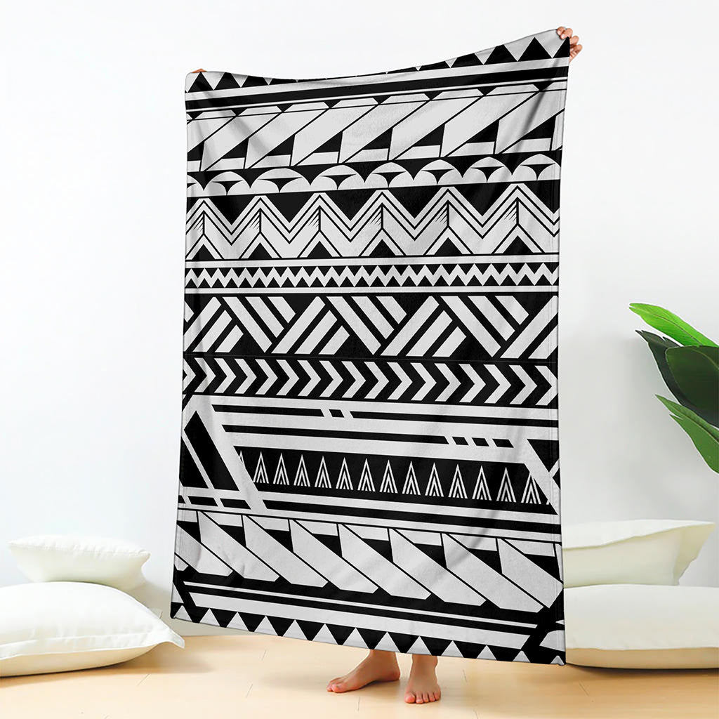 Black And White Polynesian Pattern Print Blanket