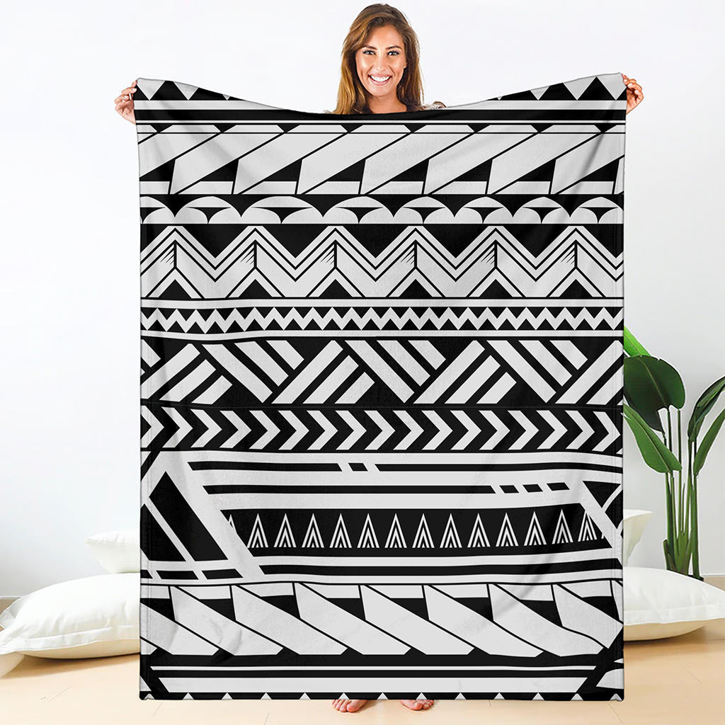 Black And White Polynesian Pattern Print Blanket