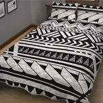 Black And White Polynesian Pattern Print Quilt Bed Set