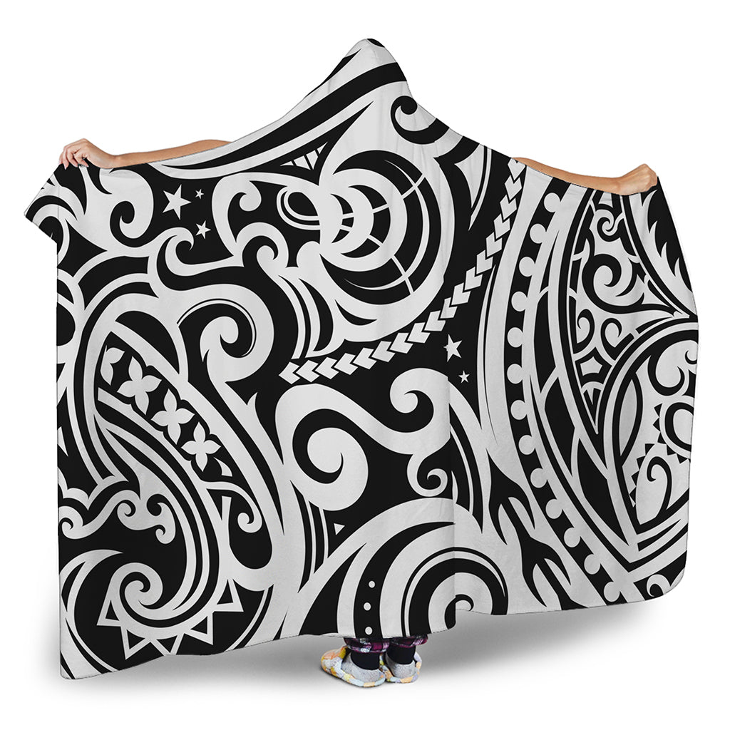 Black And White Polynesian Tattoo Print Hooded Blanket