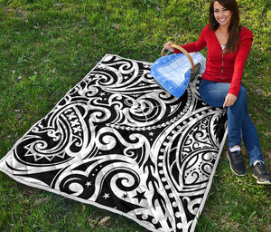 Black And White Polynesian Tattoo Print Quilt