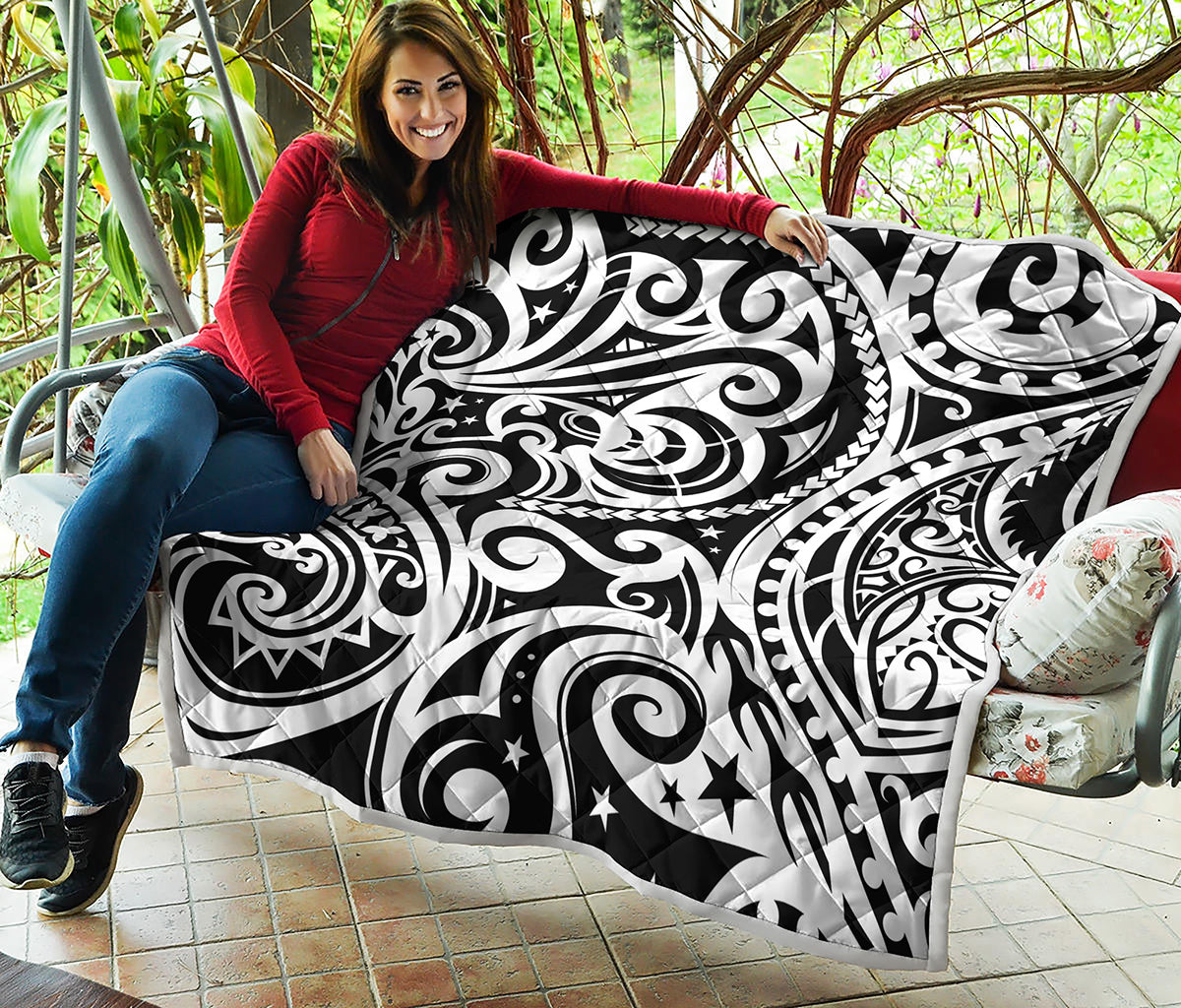 Black And White Polynesian Tattoo Print Quilt