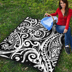 Black And White Polynesian Tattoo Print Quilt