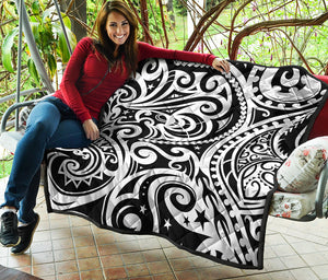 Black And White Polynesian Tattoo Print Quilt