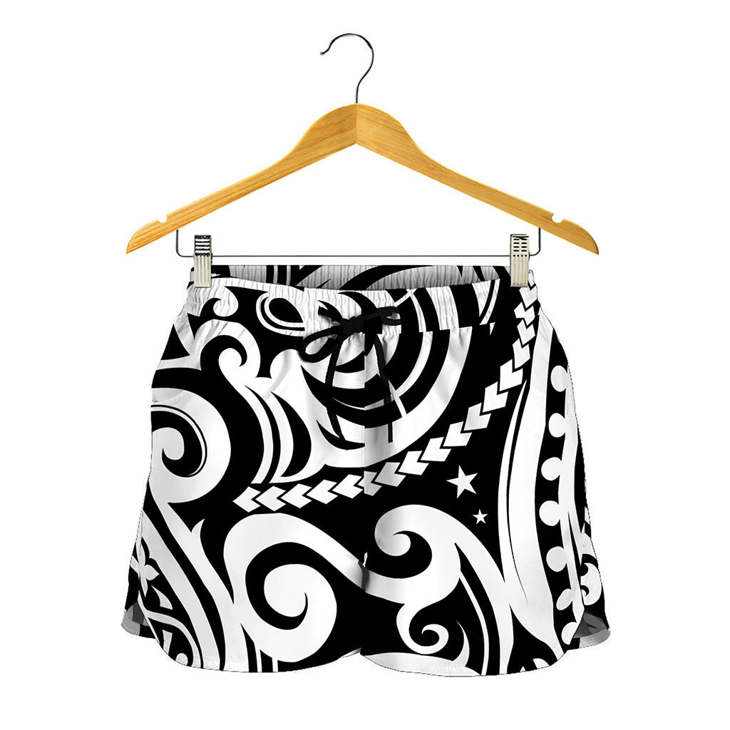 Black And White Polynesian Tattoo Print Women's Shorts