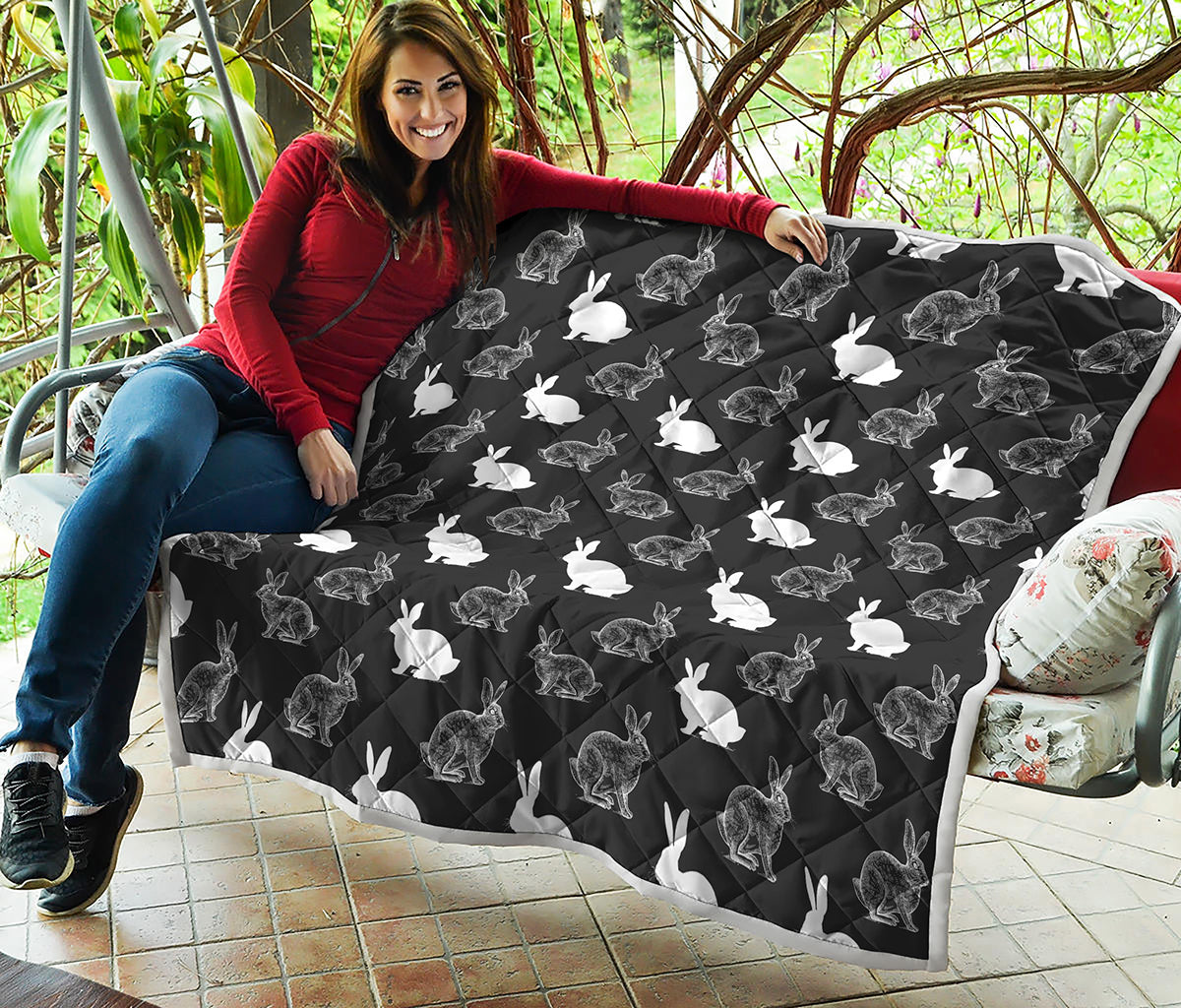 Black And White Rabbit Pattern Print Quilt