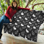 Black And White Rabbit Pattern Print Quilt