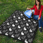 Black And White Rabbit Pattern Print Quilt